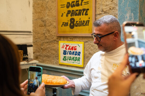 1947 Pizza Fritta: la storia di Napoli in un morso