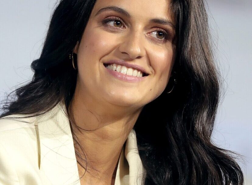 Serie tv con Anya Chalotra: 2 da vedere