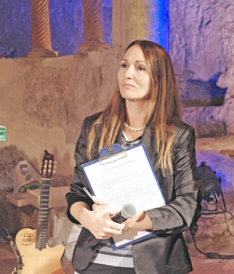 “Umano fiorire” di Antonietta Gnerre | Recensione