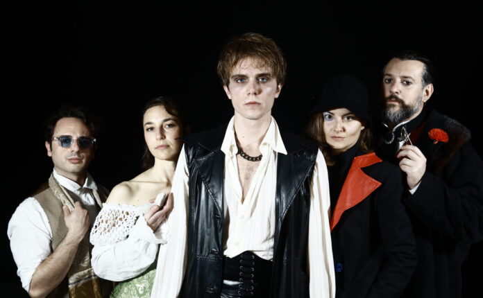 Il cast di Aeterno Dorian Club