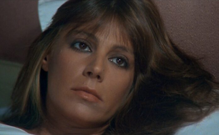 L'interprete di Comprami: Viola Valentino tra successi e Polemiche