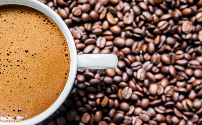 Crema di caffè espresso: come ottenerla perfetta