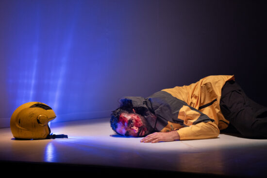 ASFALTO. Poema fisico e musicale per sette attori