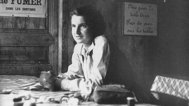 Chi è Rosalind Franklin: il genio dimenticato del DNA.