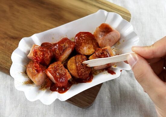 Currywurst street food tedesco