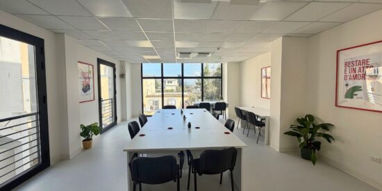 Spazi interni del coworking gratuito TIRITITTITTÌ a Casalnuovo