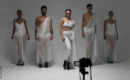 Salvatore Manzo veste il corpo di ballo