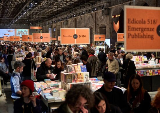 Testo 2026. Credits AKA studio collective