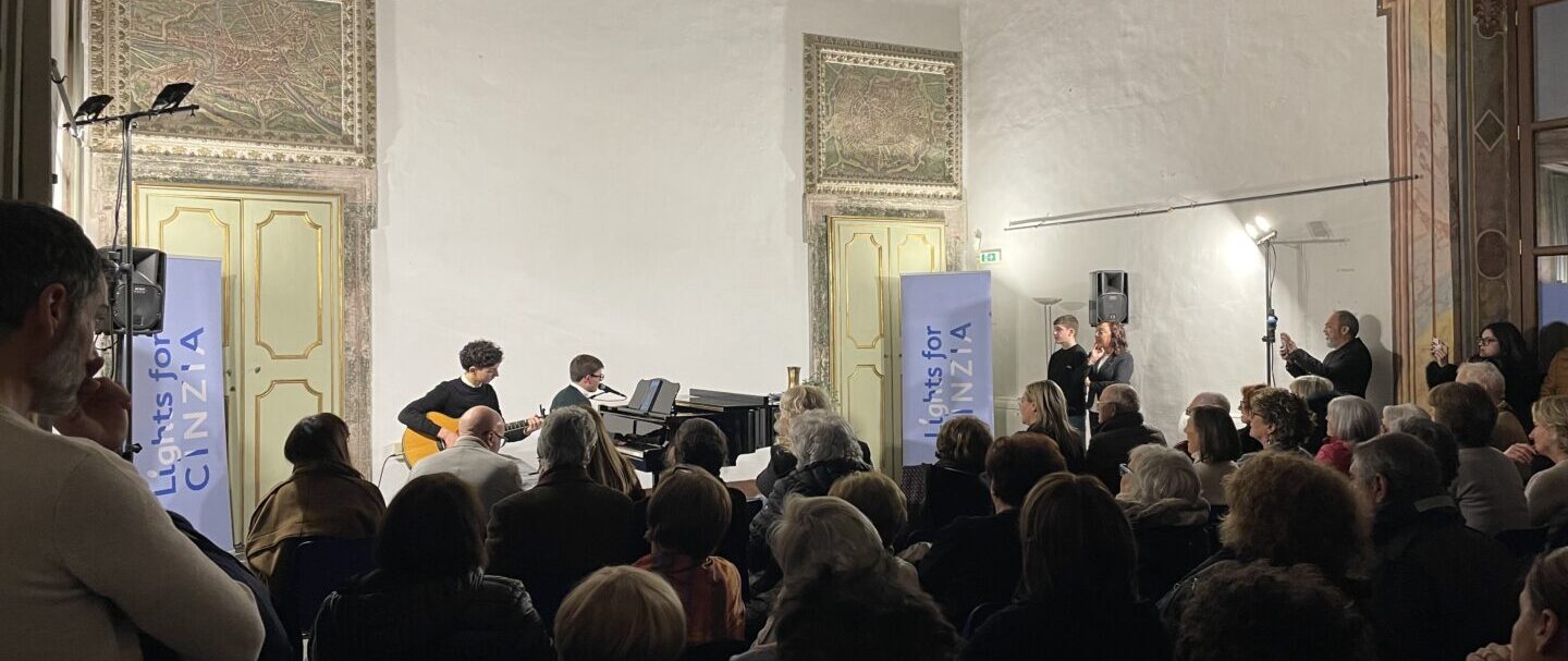 Concorso di cortometraggi, Amelia, Lights for Cinzia, Bellezza - parole in musica