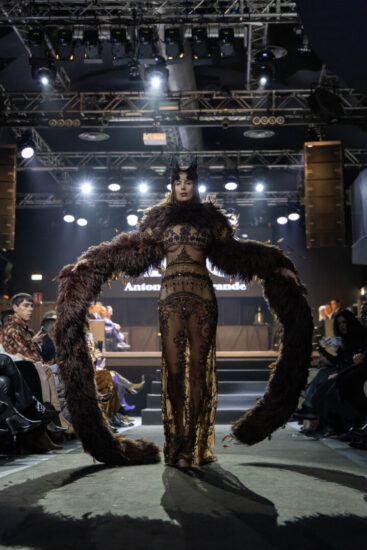 Performance live e musica durante B ICONIC Awards 2026