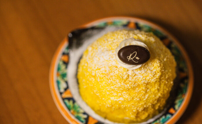 I dolci di marzo di Rescigno: Mimosa e Zeppole a Napoli