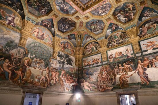 Sala di Amore e Psiche.