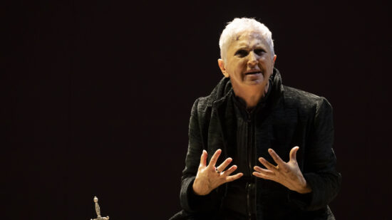L'attrice Maria Paiato interpreta Riccardo III al Teatro Argentina di Roma