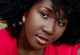 Dalla soglia dell’isola al palcoscenico del mondo: il trionfo silenzioso della diaspora cubana con Yudania Gómez Heredia