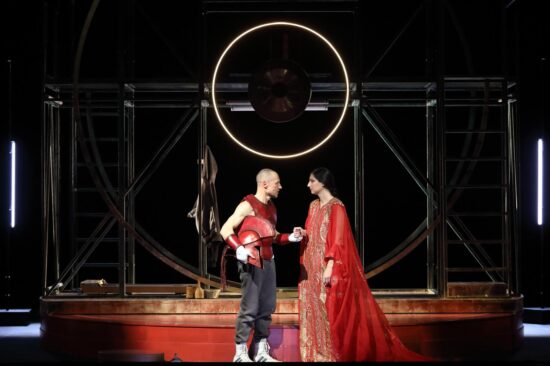 Recensione Nessuno Le avventure di Ulisse Stefano Accorsi Teatro Bellini Napoli