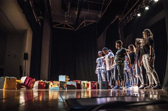 Dalla scuola alla scena