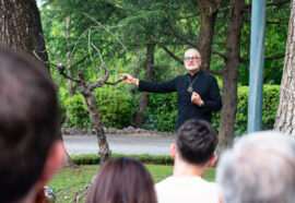 L’ombra dell’invisibile di Carmine Carlo Maffei: arte e natura dialogano al Grand Hotel Telese