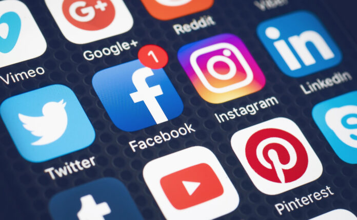 Baby influencer, un fenomeno tanto diffuso e controverso