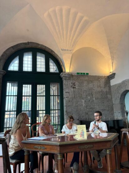 Nunzia Marciano presenta il suo nuovo libro "40 anni mamma" al Maschio Angioino di Napoli